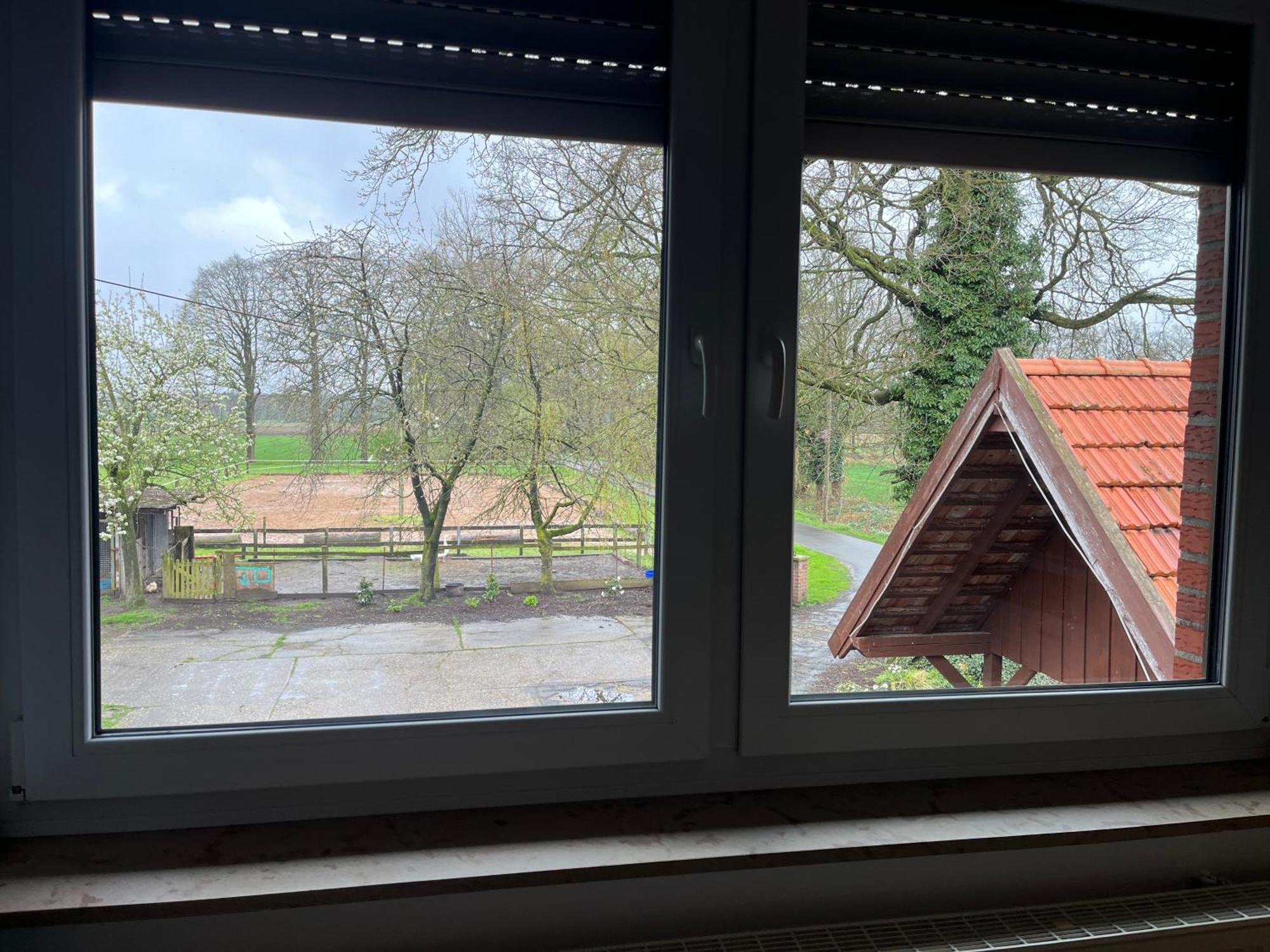 Wunderschoene Ferienwohnung Mit Balkon Auf Dem Bauernhof 그레벤 외부 사진