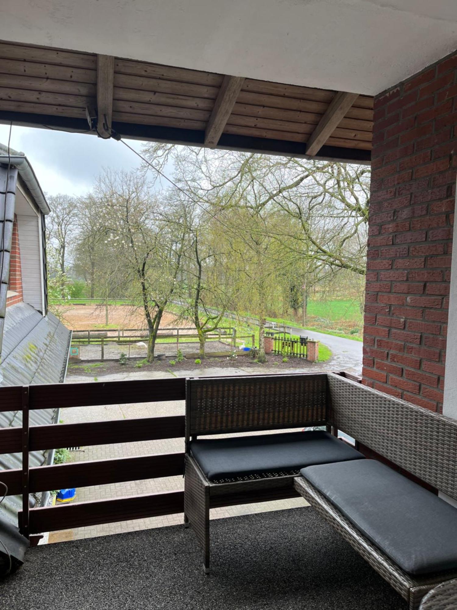 Wunderschoene Ferienwohnung Mit Balkon Auf Dem Bauernhof 그레벤 외부 사진
